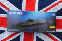 images/productimages/small/HMS ASTUTE S119 submarine Trumpeter 04598 doos.jpg